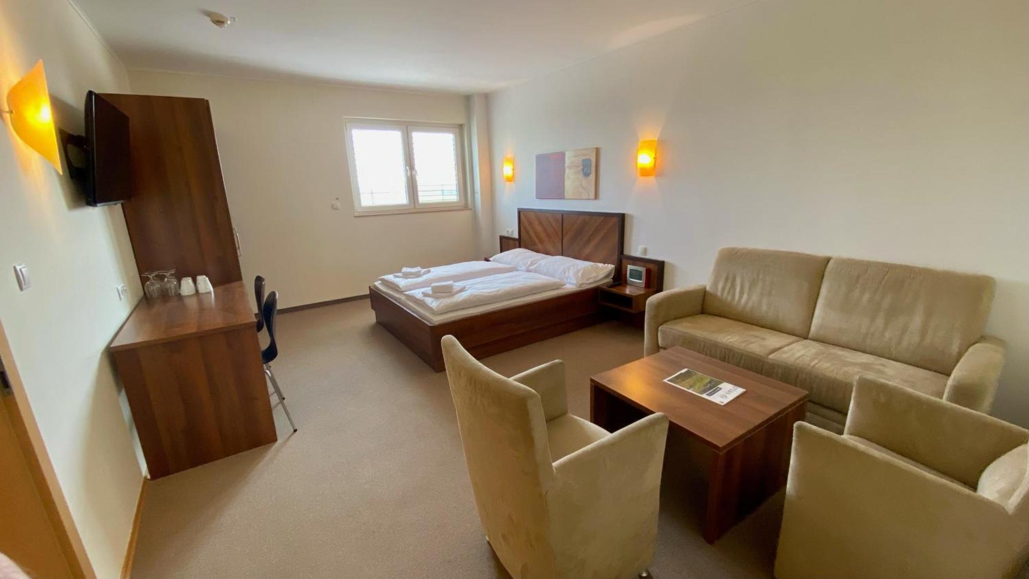 Hotel Weinland Donnerskirchen Zewnętrze zdjęcie