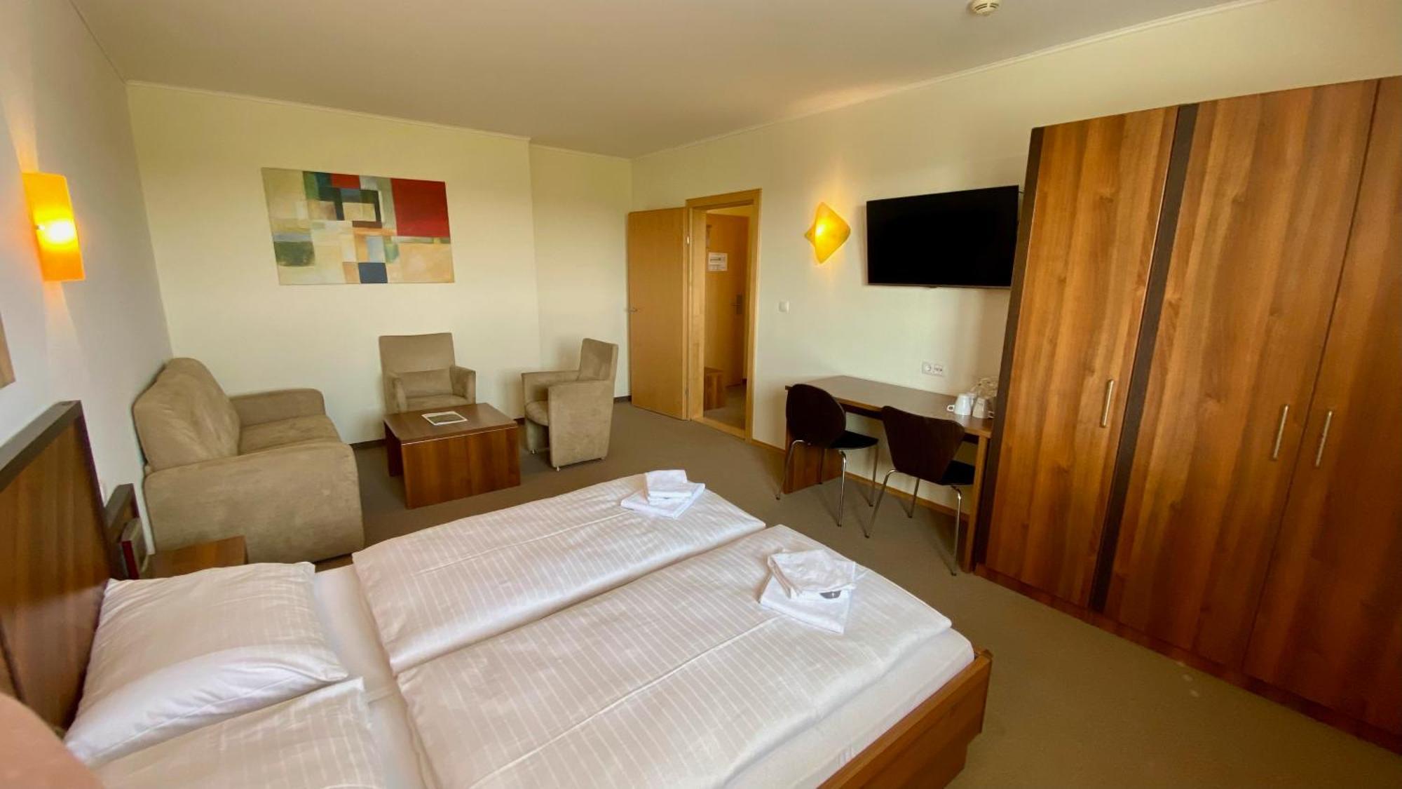 Hotel Weinland Donnerskirchen Zewnętrze zdjęcie
